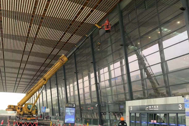 运粮湖管理区玻璃幕墙维护和保养